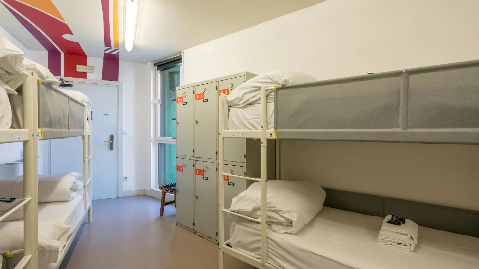 Ganbara Hostel - Self Check In Bilbao Spain