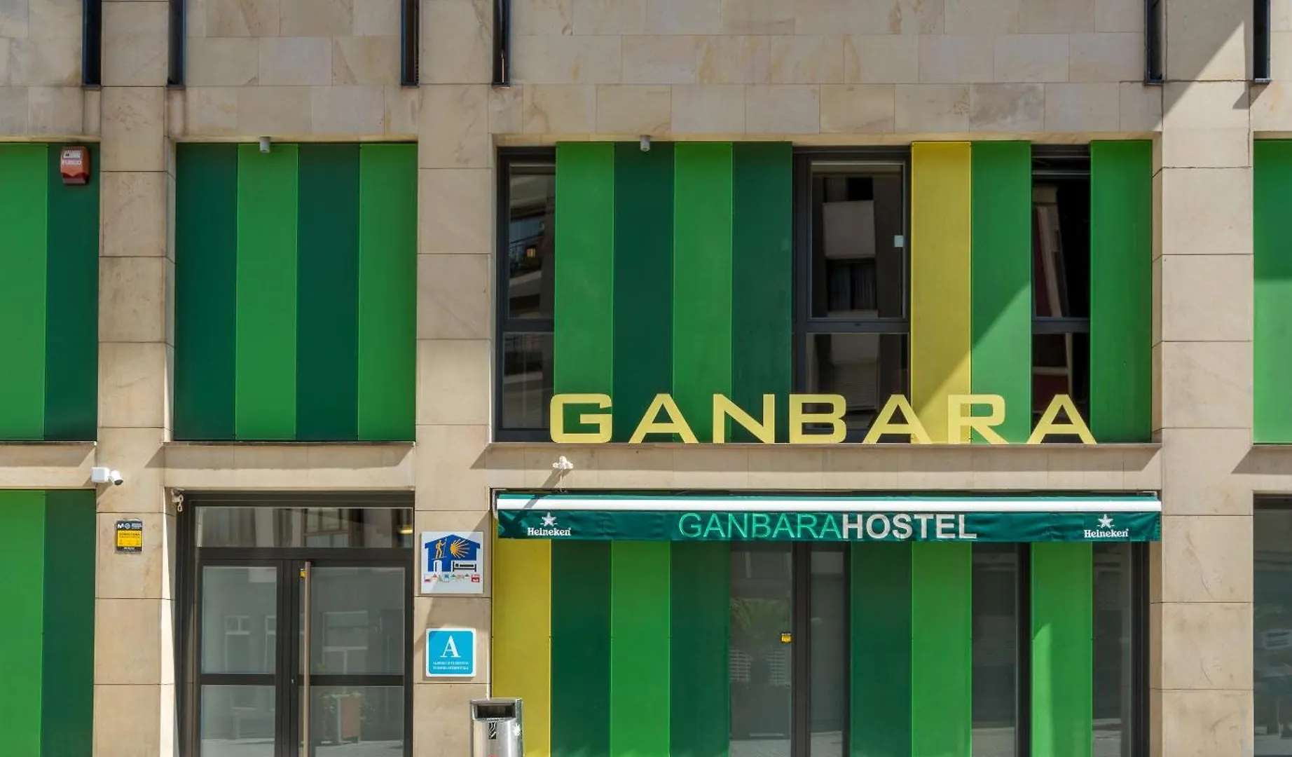 Ganbara Hostel - Self Check In location